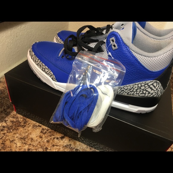 Air Jordan 3 Retro - Picture 6 of 6